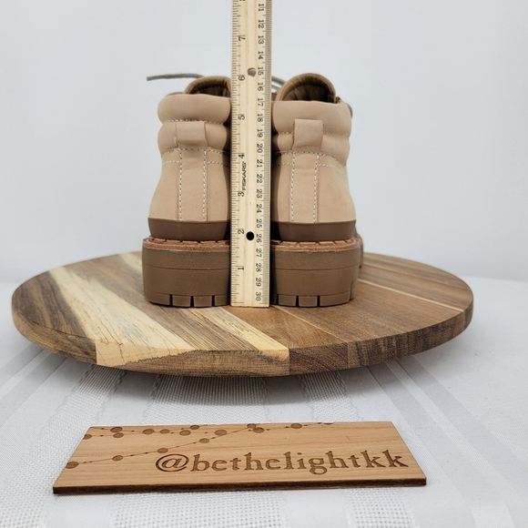 Marc Fisher LTD Women's Cairy Hiking Boots Size: 9.5M - Picture 4 of 8